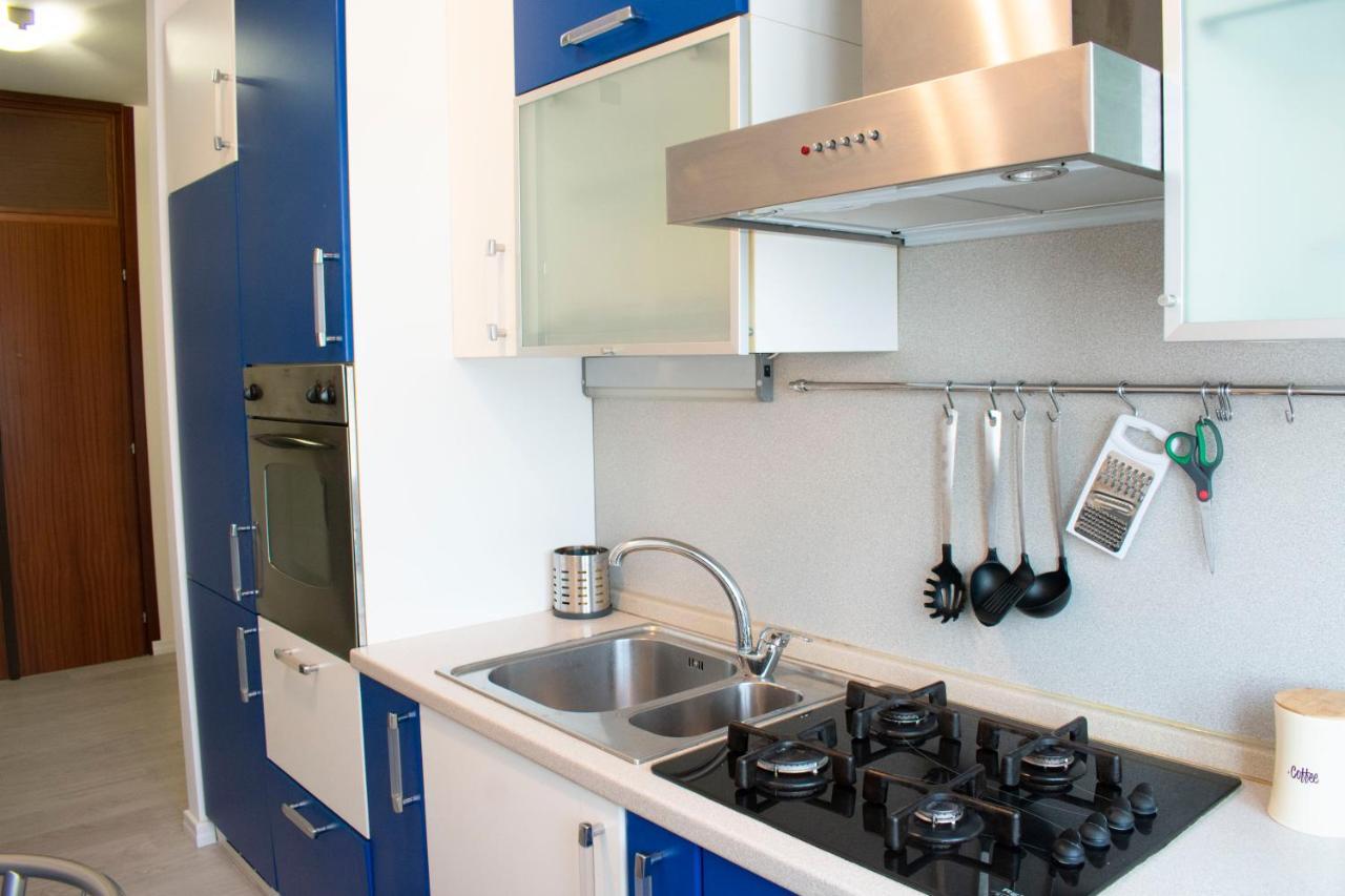 J&M House -Fronte Ospedale- Incluso Netflix E Disney Plus 乌迪内 外观 照片